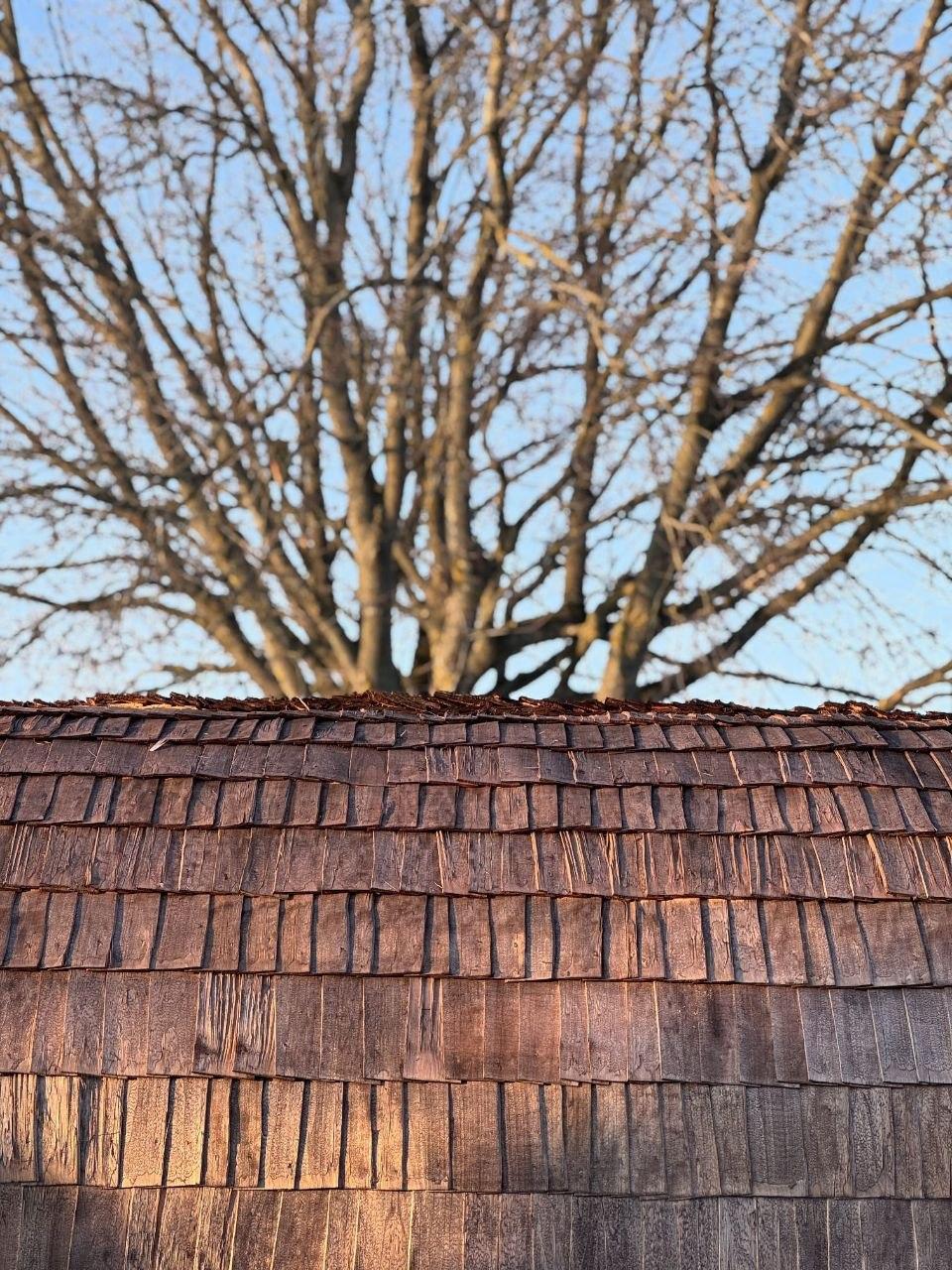 Aspen shingle roofing detail